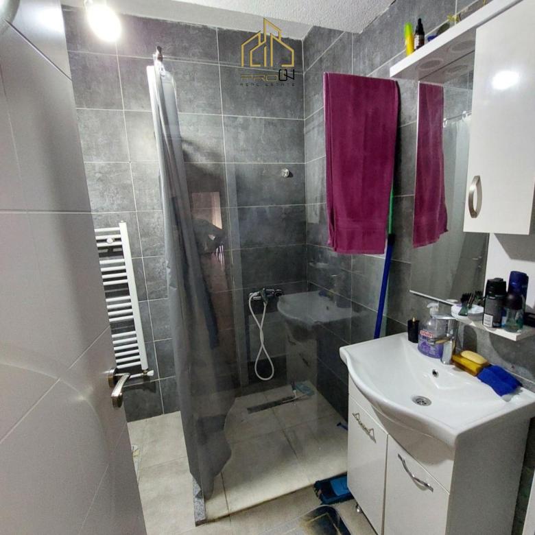 Banesë me qira – Kalabri (Emshir)