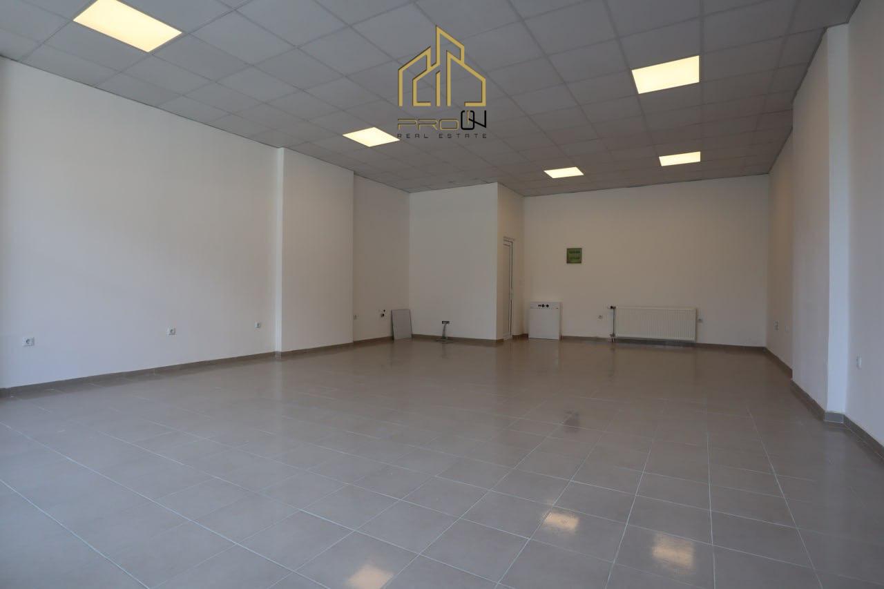 Lokal me qira – Prishtina e Re