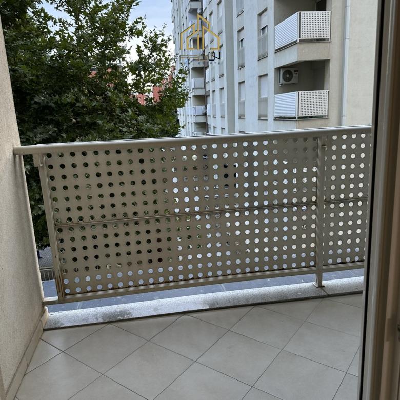 Banesë me qira – Rruga B