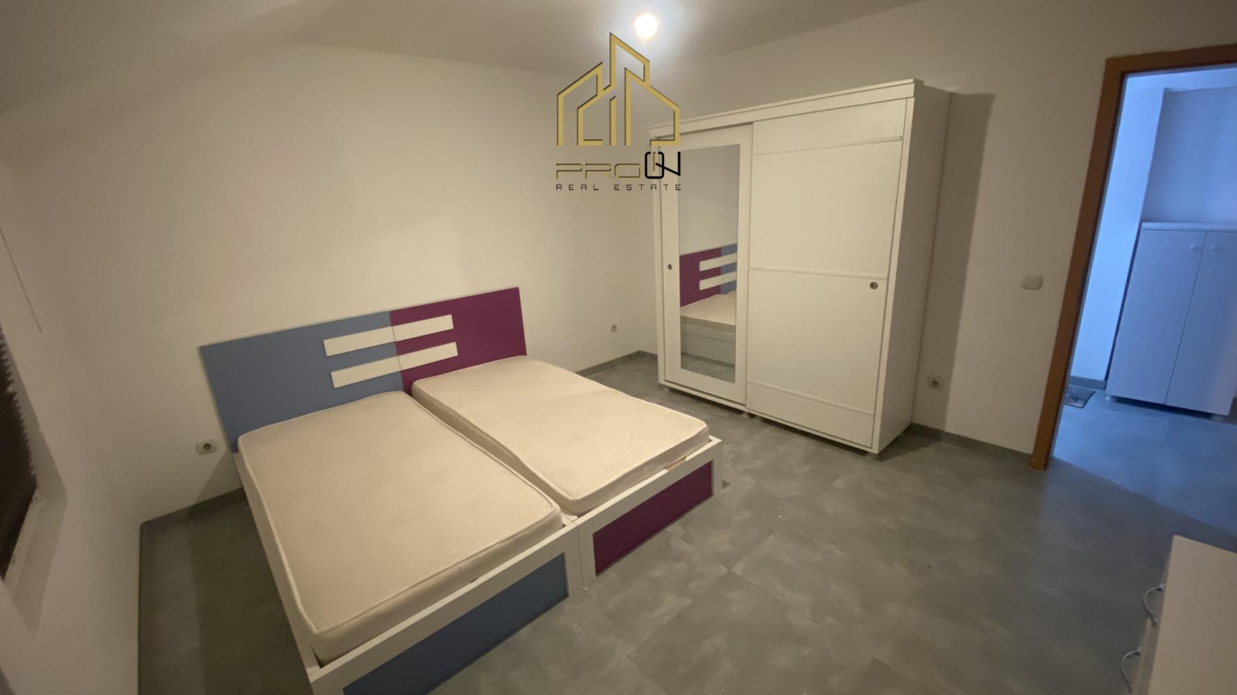 Kat shtëpie me qira – Prishtina e Re