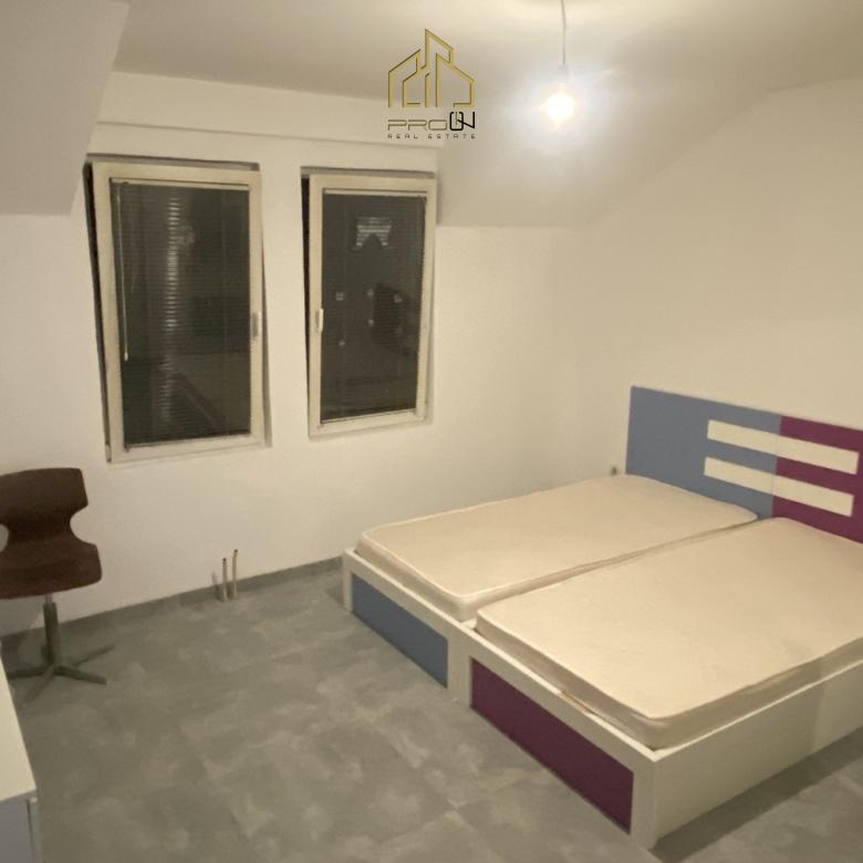 Kat shtëpie me qira – Prishtina e Re