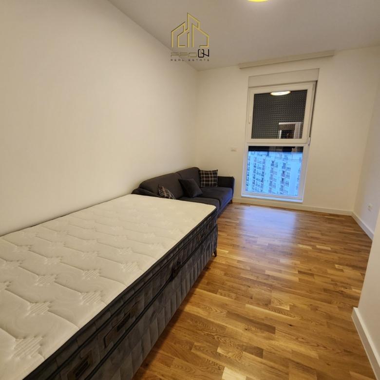 Banesë me qira – Kalabri (Emshir)